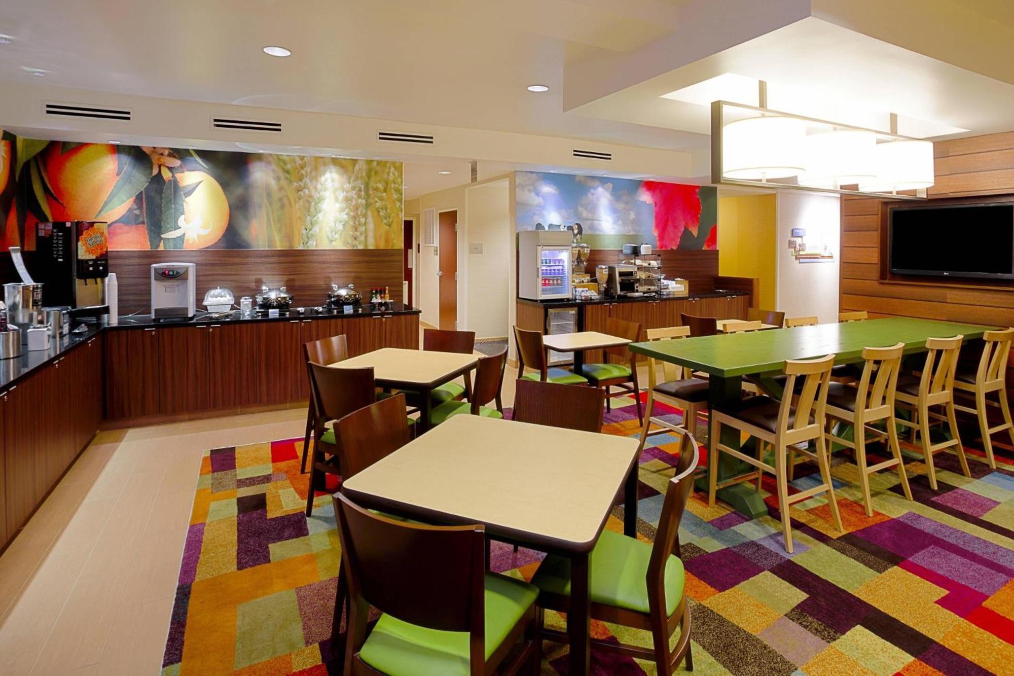 Fairfield Inn And Suites By Marriott Tampa Brandon Heartland Экстерьер фото