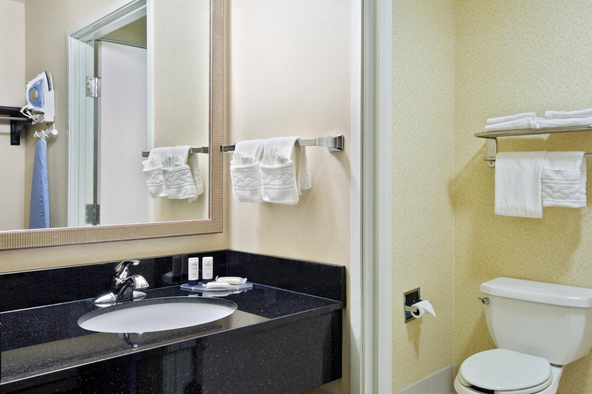 Fairfield Inn And Suites By Marriott Tampa Brandon Heartland Экстерьер фото