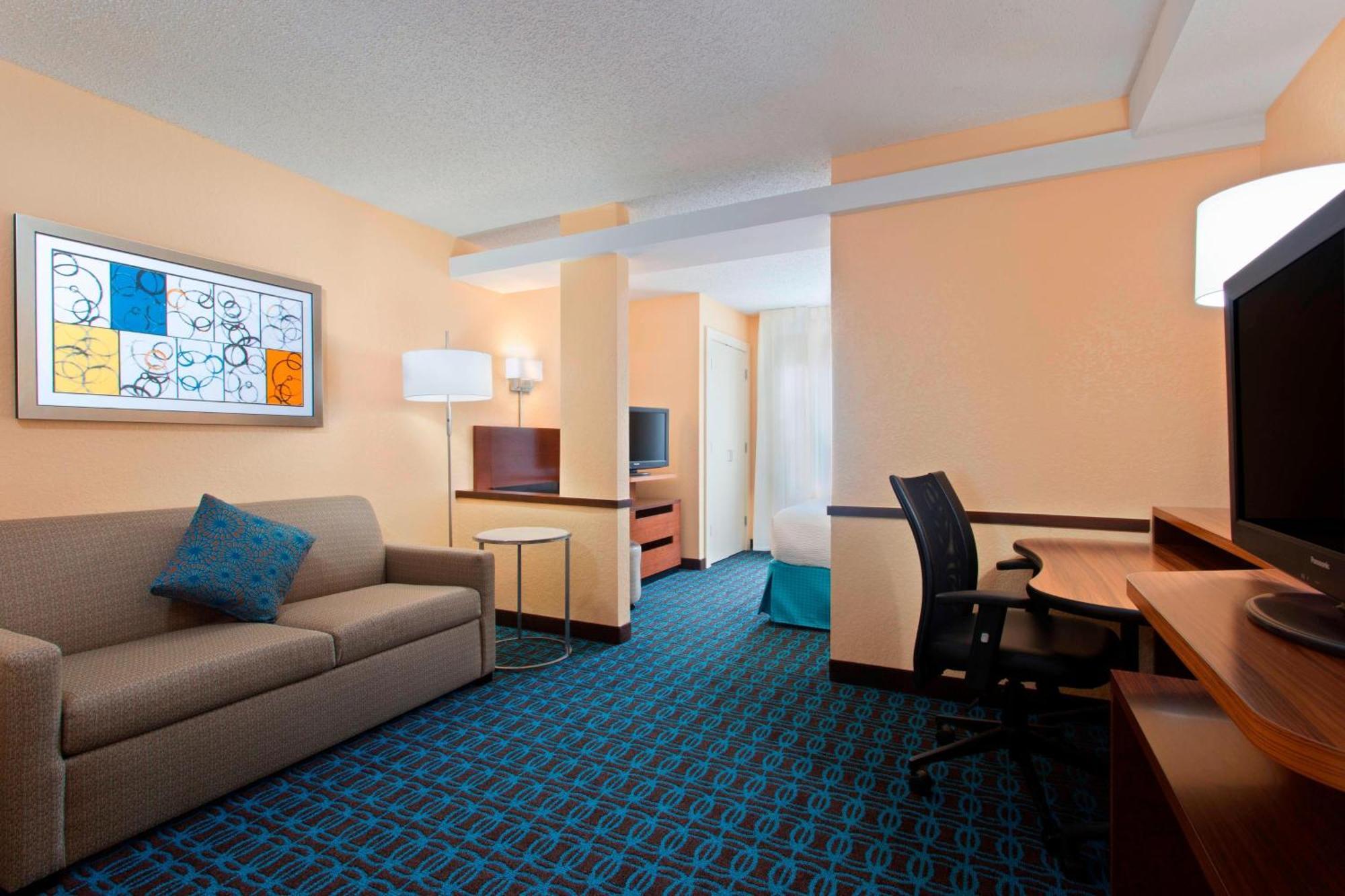 Fairfield Inn And Suites By Marriott Tampa Brandon Heartland Экстерьер фото